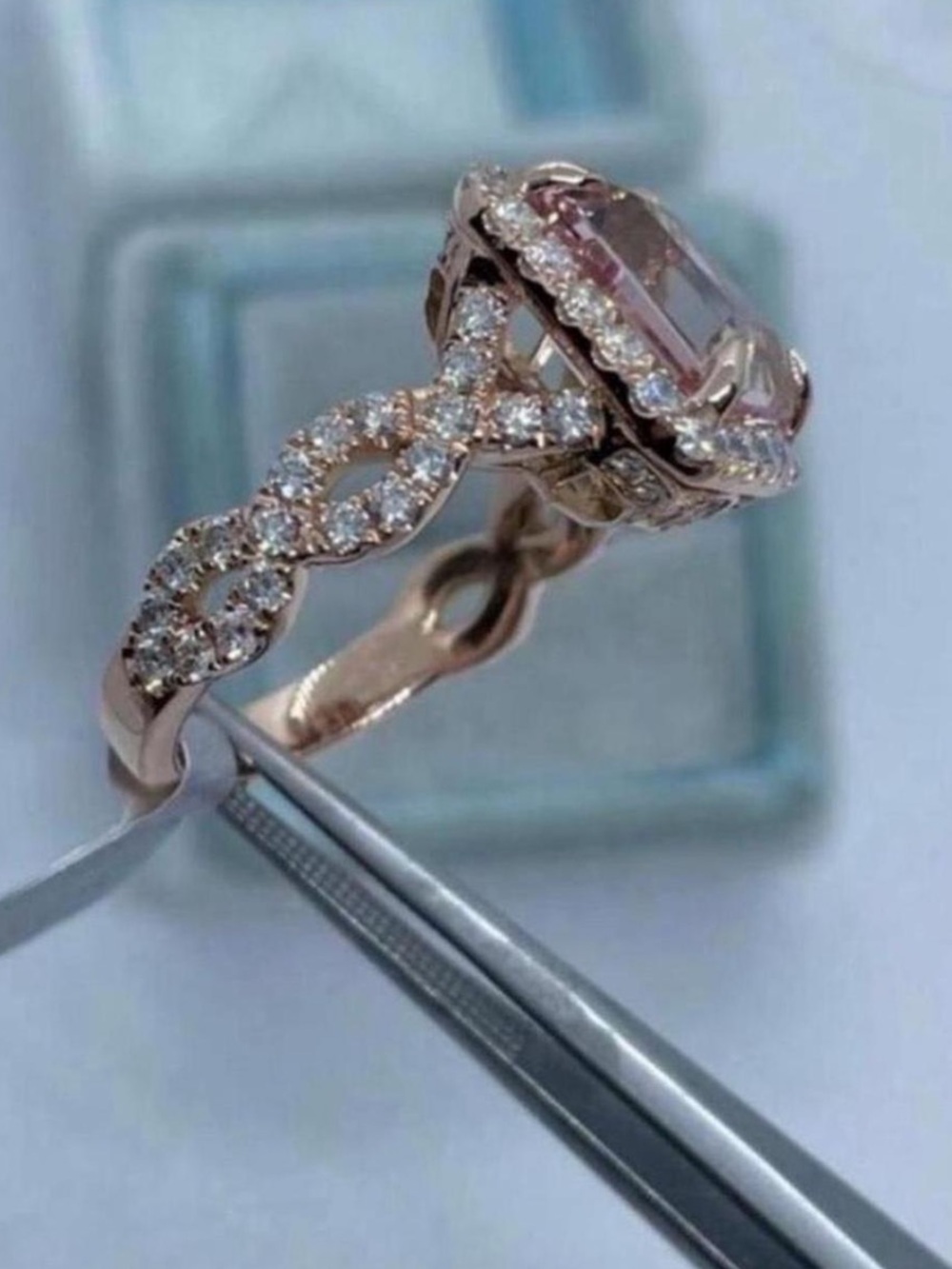 Rose gold ring - Picture 3 of 3